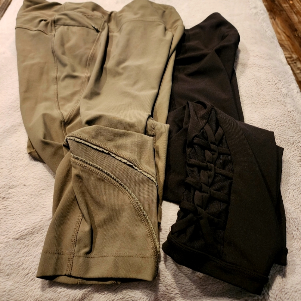 2 pair SzL Yoga Pants/Capri cut